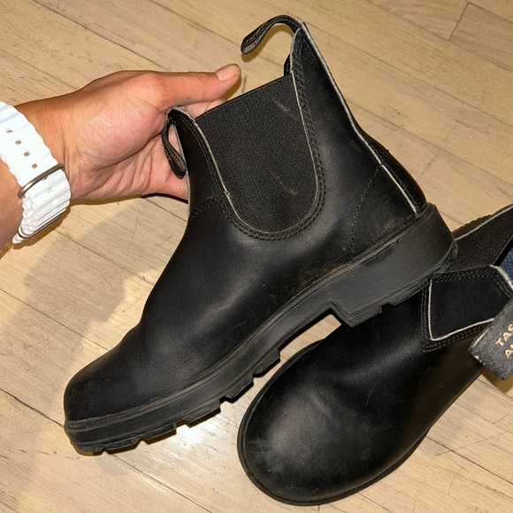#558
WOMEN'S CLASSICS
CHELSEA BOOTS - BLACK - Picture 5 of 7